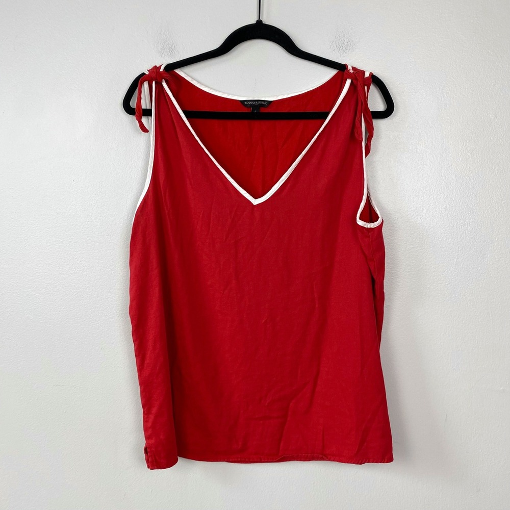 Banana Republic Red V-Neck Tie Strap Tank Top Minimalist Casual Minimalist Large